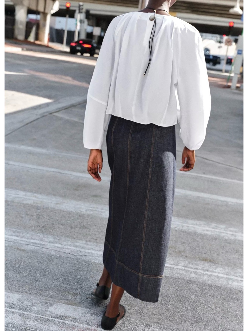 ❗️LAST CALL❗️ ok Zara Dark Denim Wrap Midi Skirt with Tan Belt - Picture 6 of 10